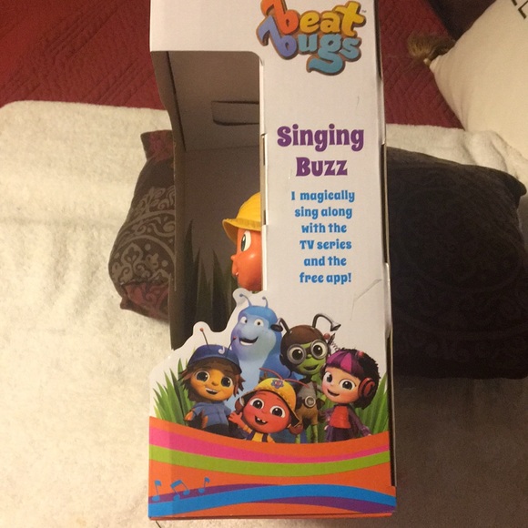 Singing Buzz - Picture 2 of 4
